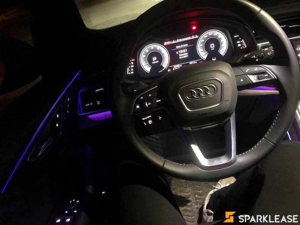 2019 Audi Q8 Technik 顶顶配 送4年保养
