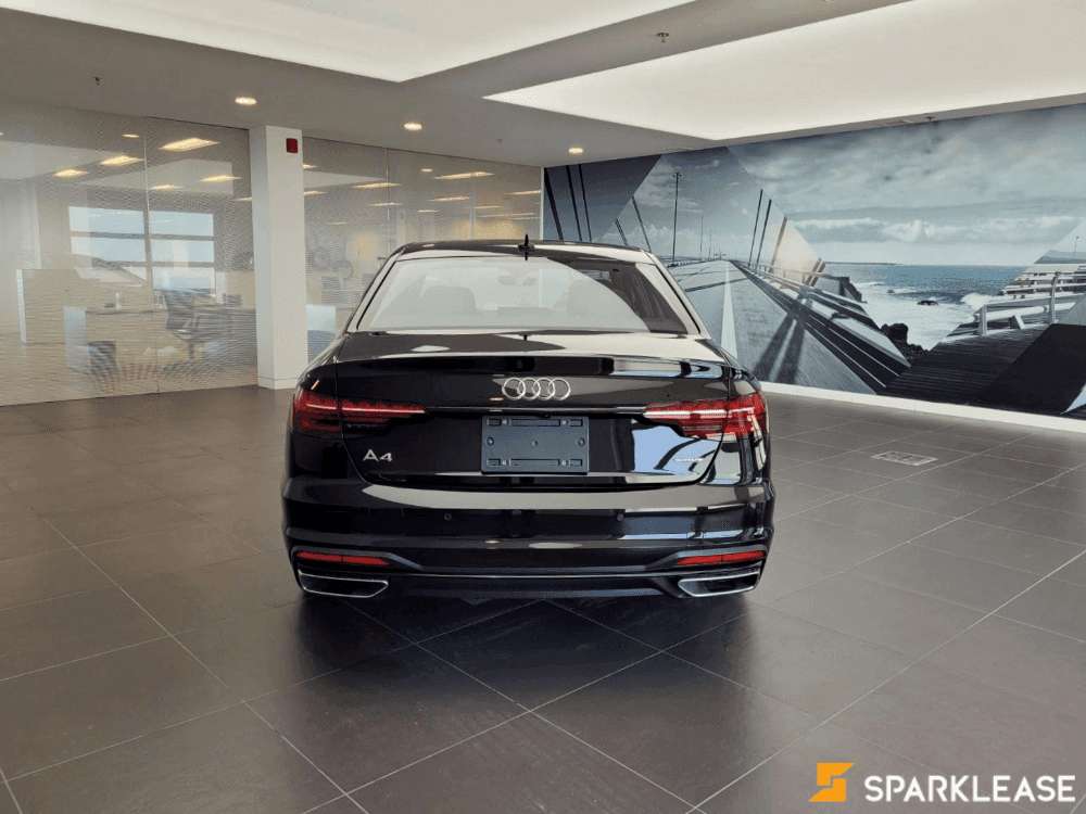 2021 Audi A4 Sedan Technik DEMO