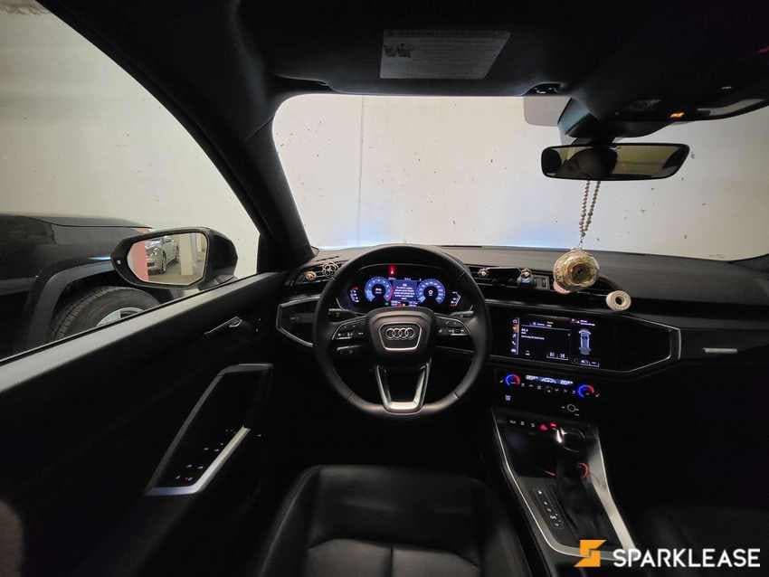 2022 Audi Q3 Komfort 40 TFSI quattro