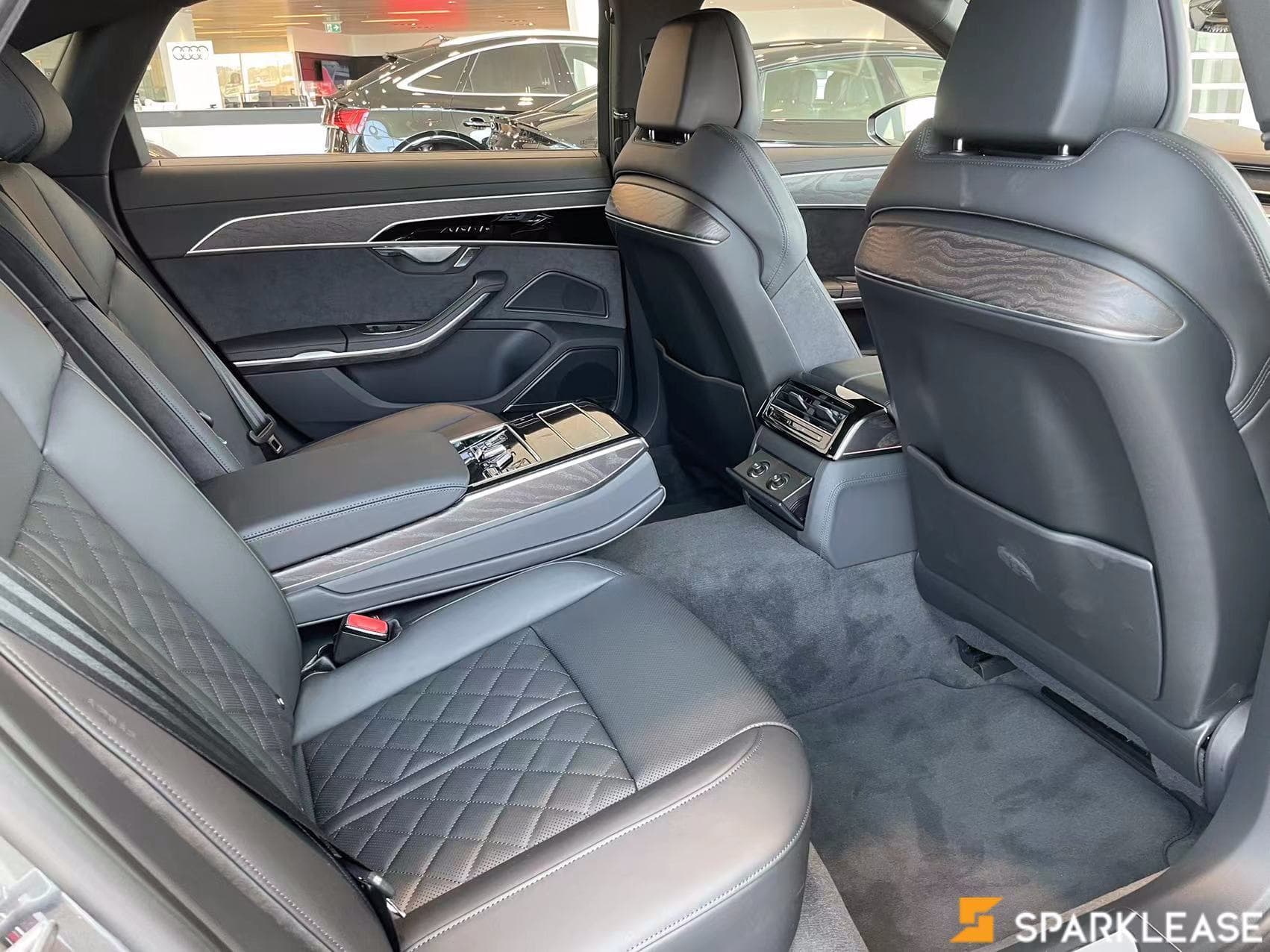 2022 Audi A8 L 55 TFSI quattro