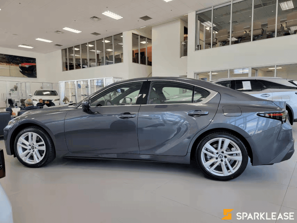 2022 Lexus IS 300AWD 现车