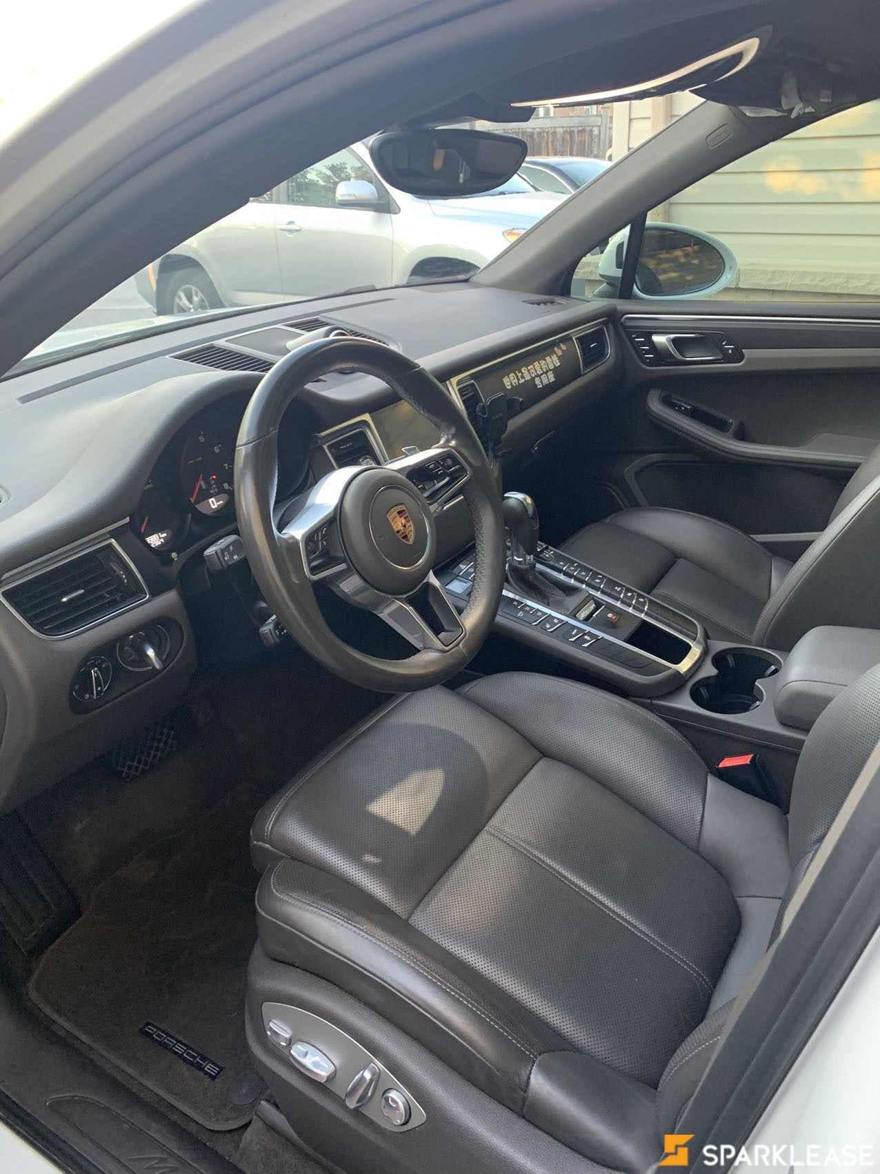 2018 Porsche Macan Turbo AWD w/Performance Pkg