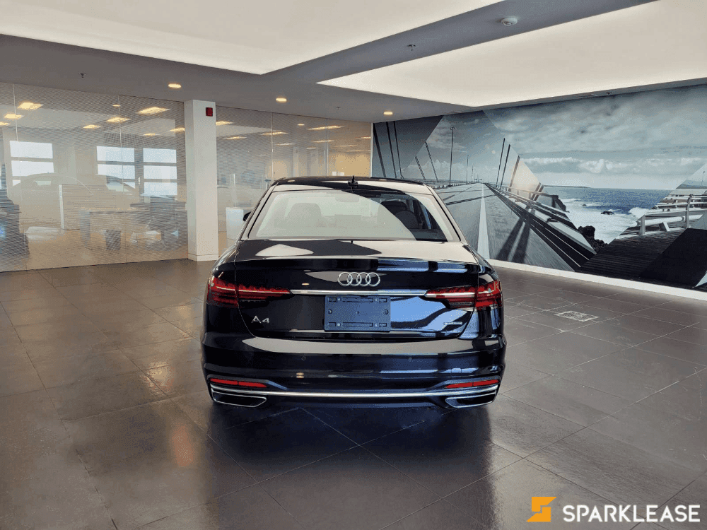 2022 Audi A4 Sedan Technik