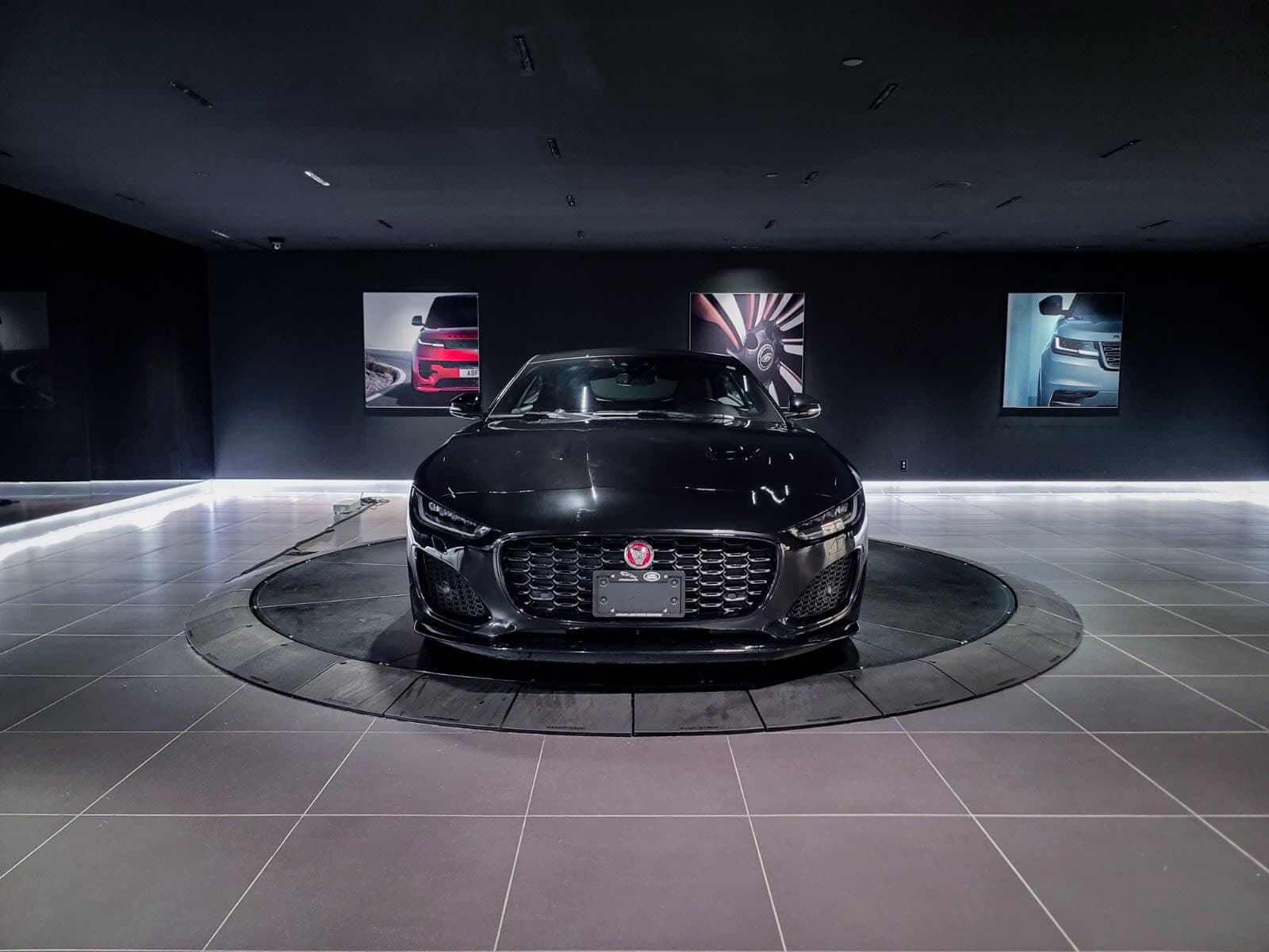 2021 Jaguar F-TYPE P300