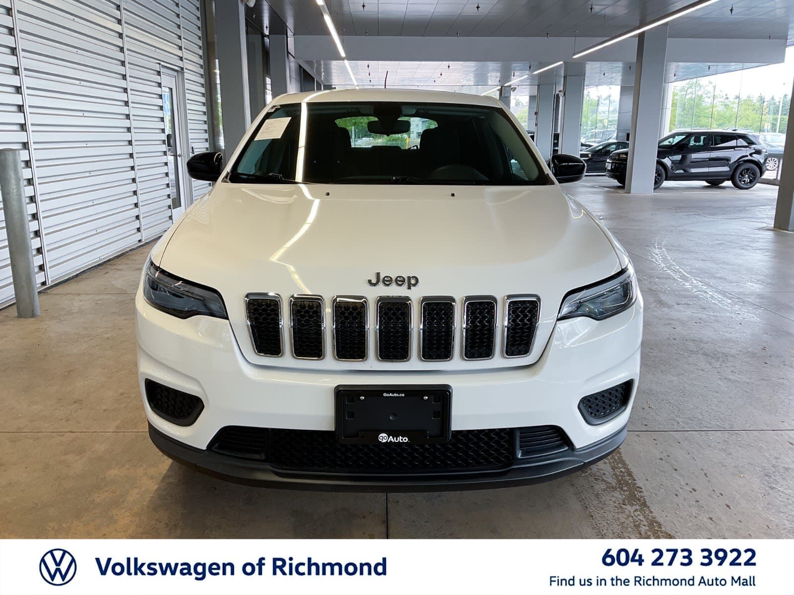 2022 Jeep Cherokee Sport