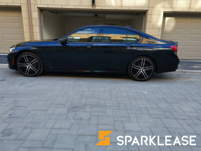 2019 BMW 750i