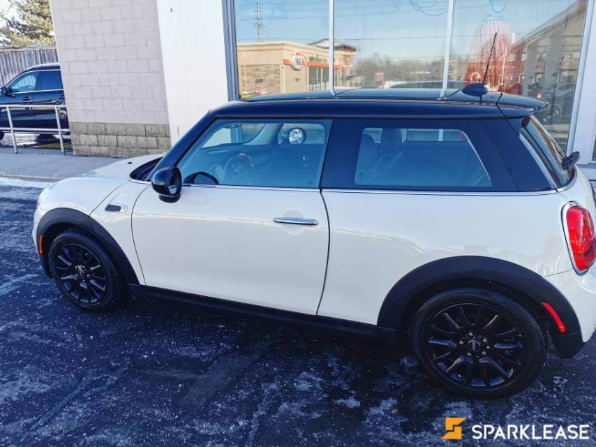 2017 MINI Cooper