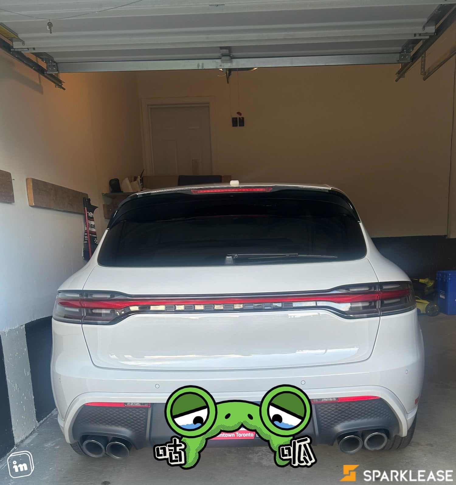 2022 Porsche Macan AWD