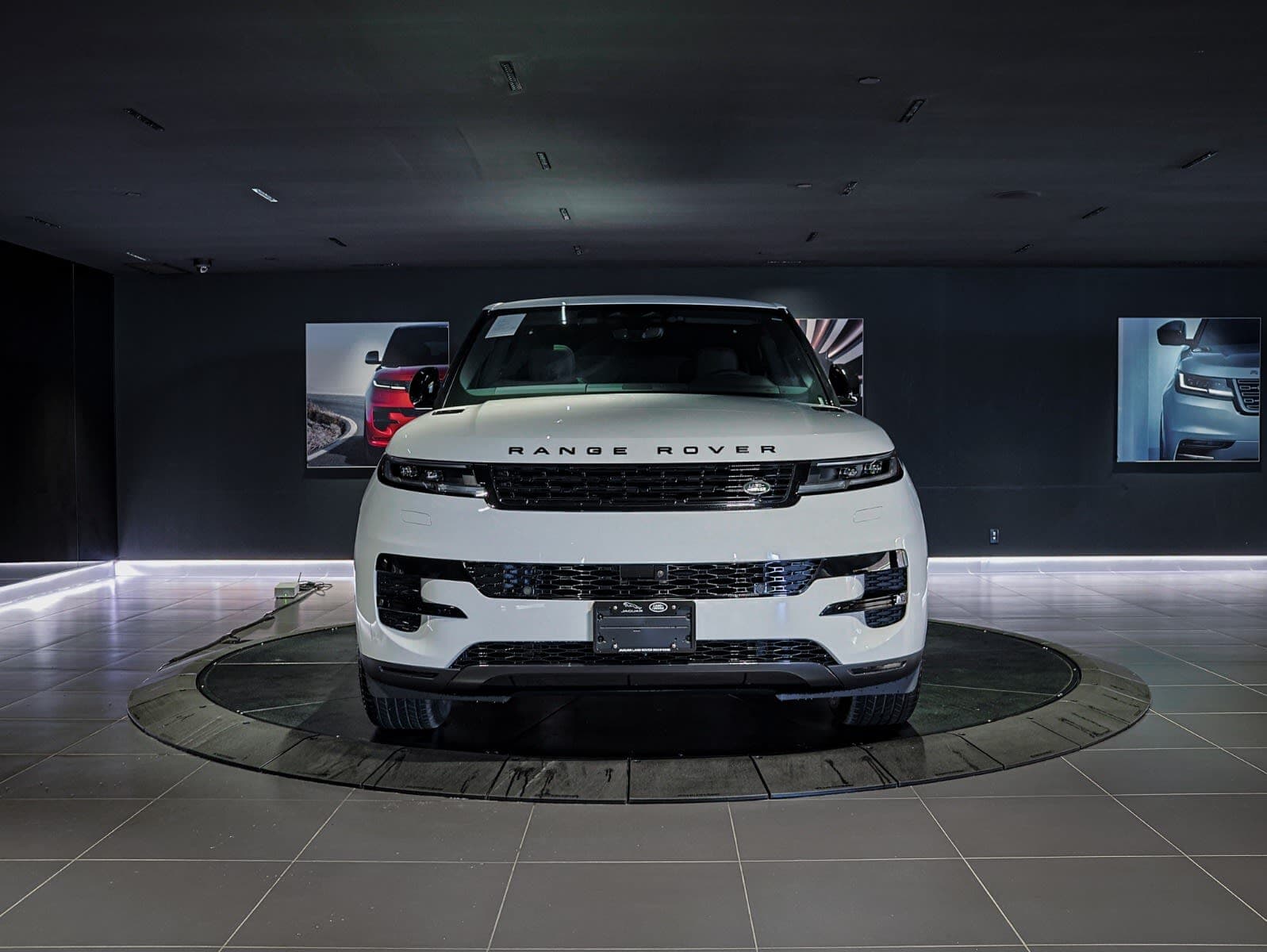2026 Land Rover Range Rover Sport S