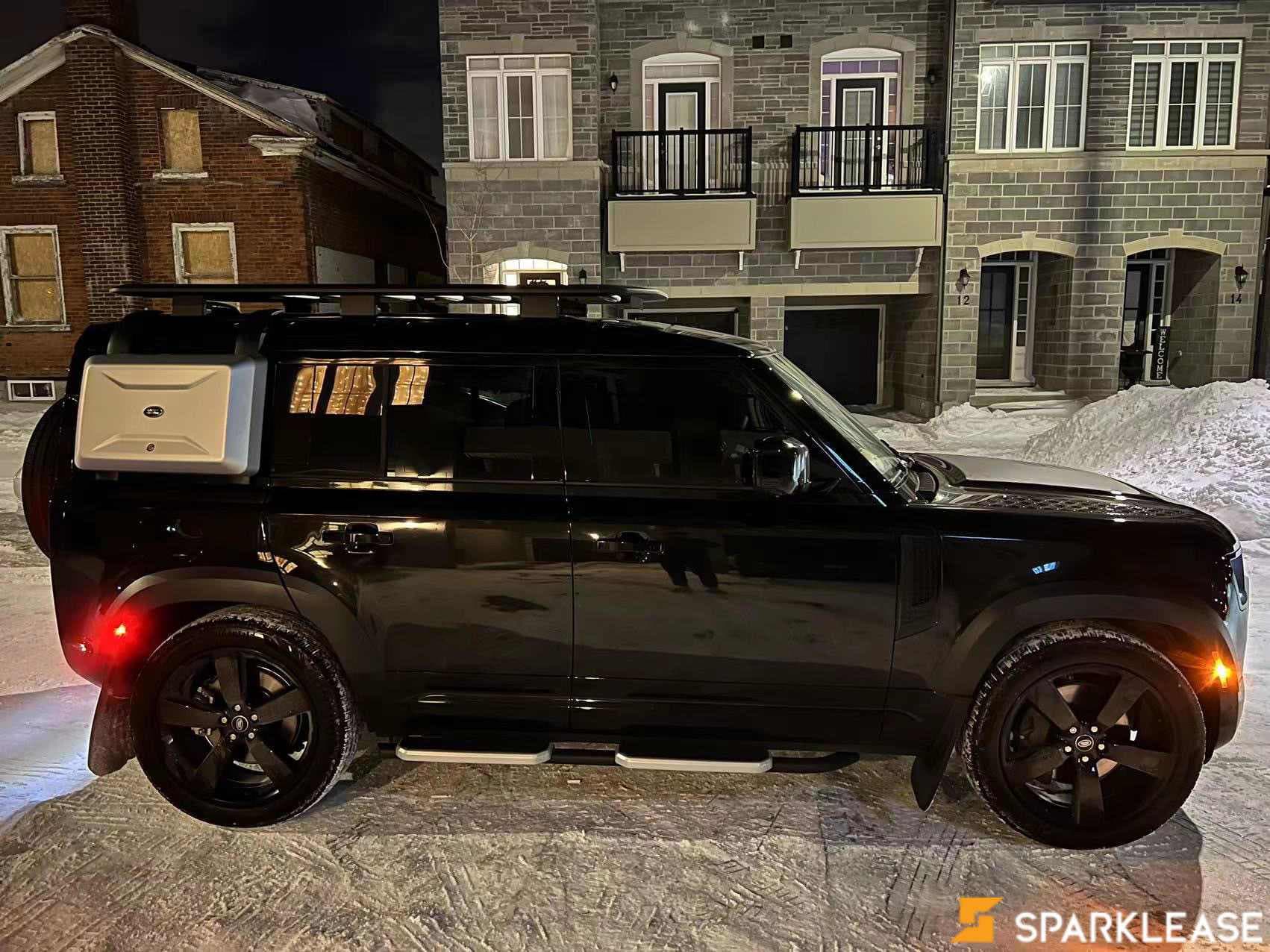 2022 Land Rover Defender 110 X-Dynamic SE AWD