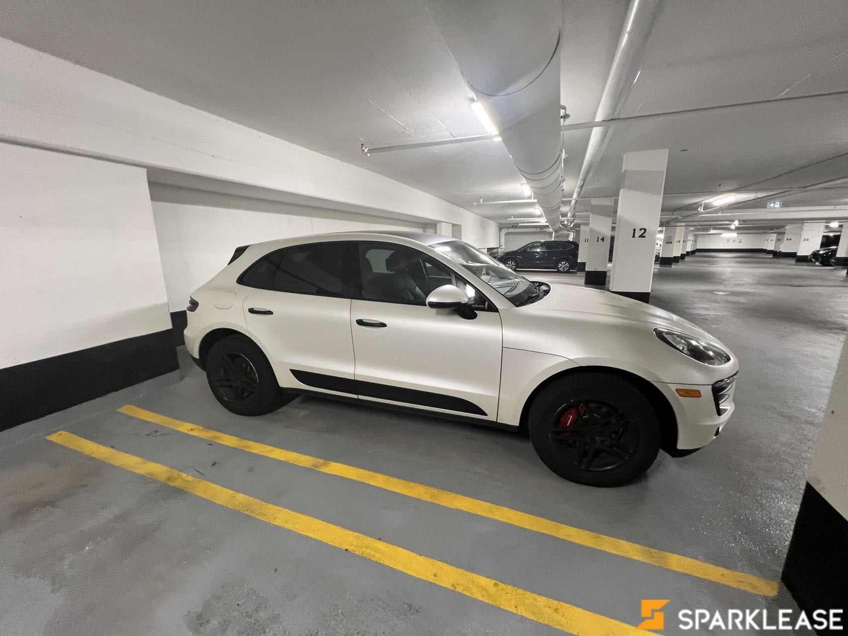 2016 Porsche Macan AWD 4dr S