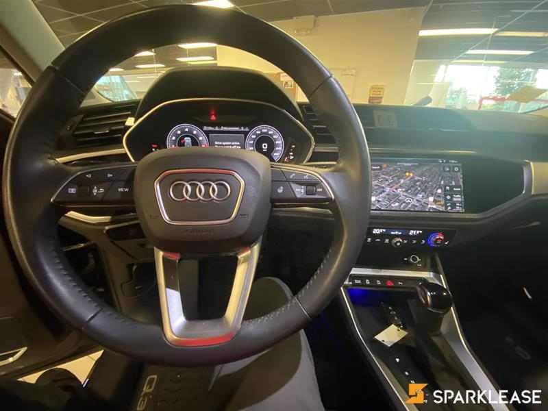2020 Audi  Q3  Technik 45 TFSI quattro 