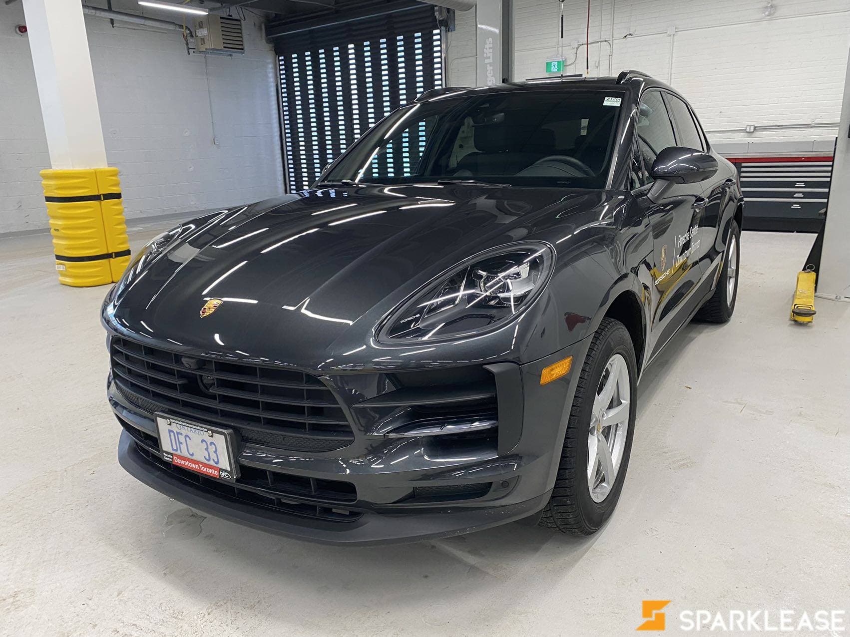 2021 Porsche Macan DEMO