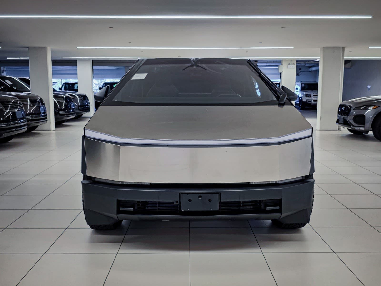 2025 Tesla Cybertruck AWD