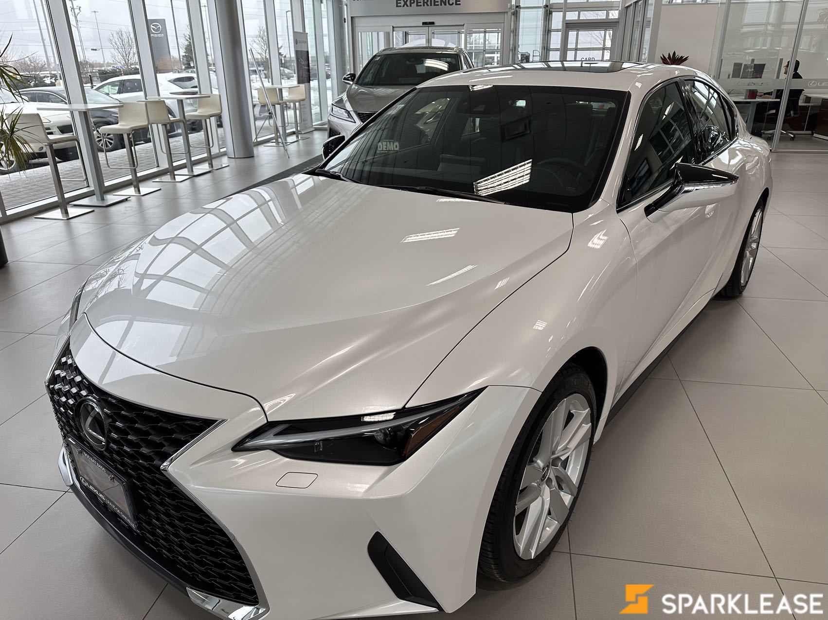 2023 Lexus  IS 300 Premium AWD 现车