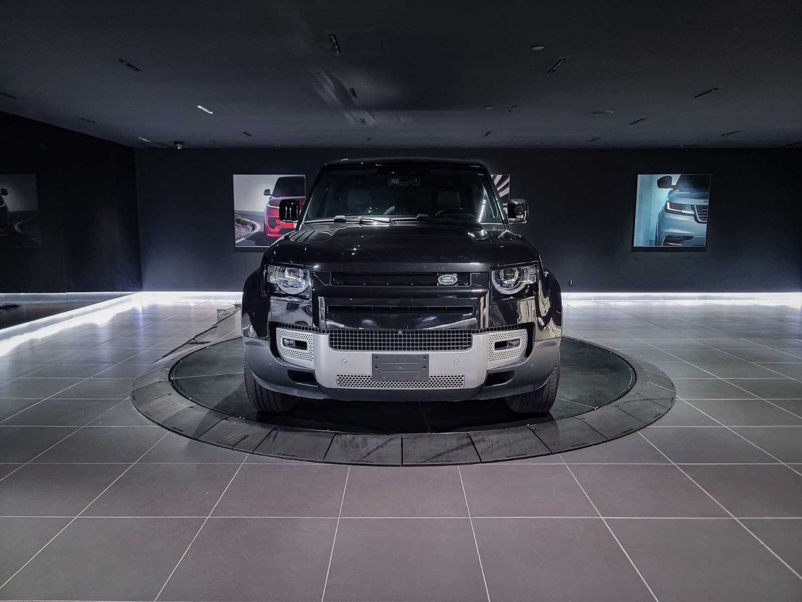 2024 Land Rover Defender S