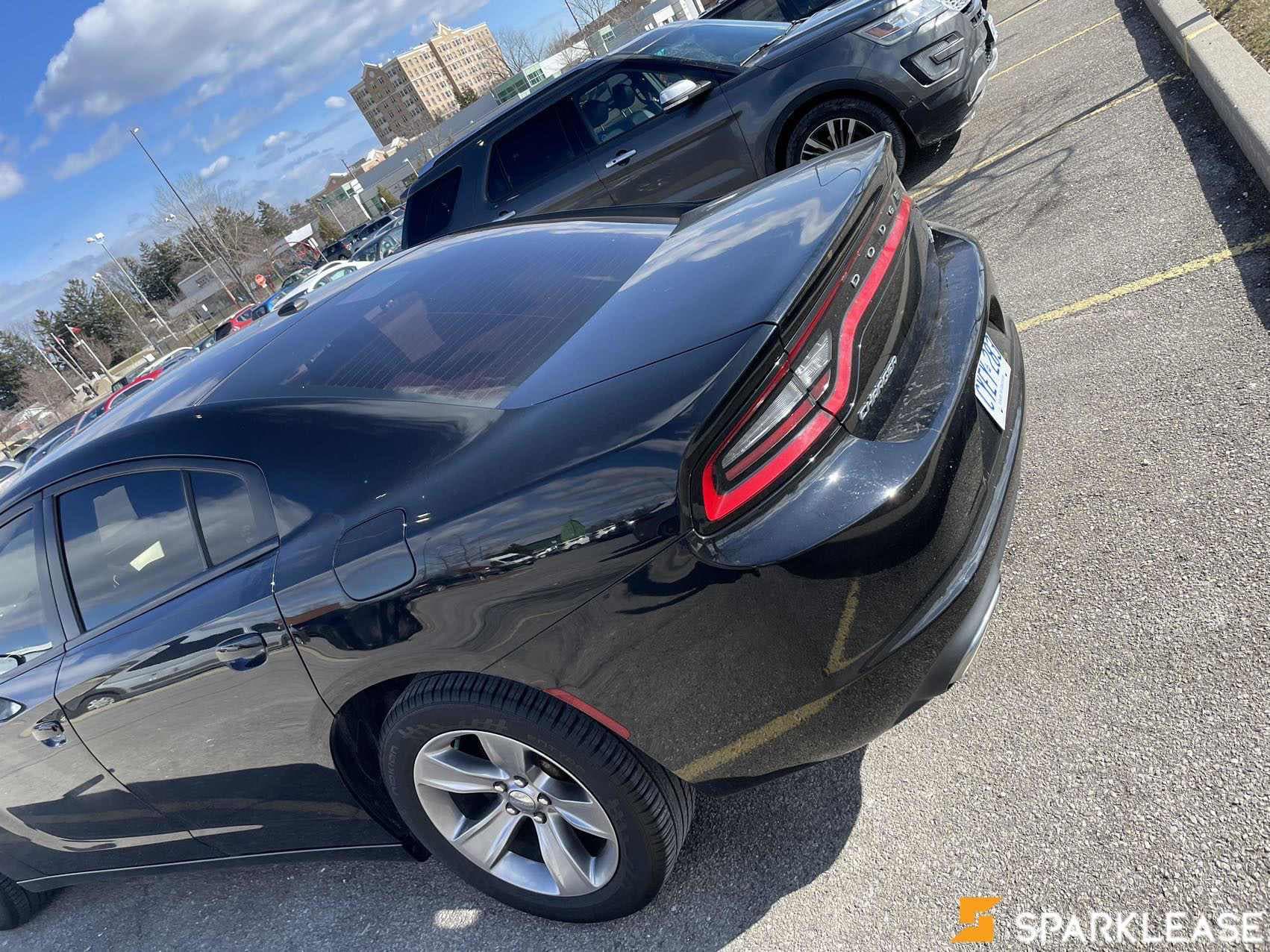 2016 Dodge Charger 4dr Sdn SXT RWD
