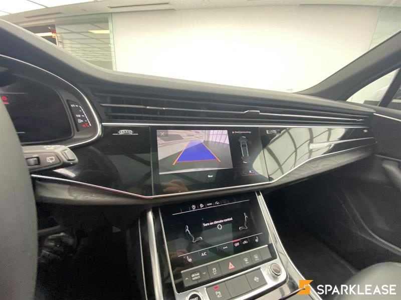 2022 Audi  Q7  Komfort 55 TFSI quattro 