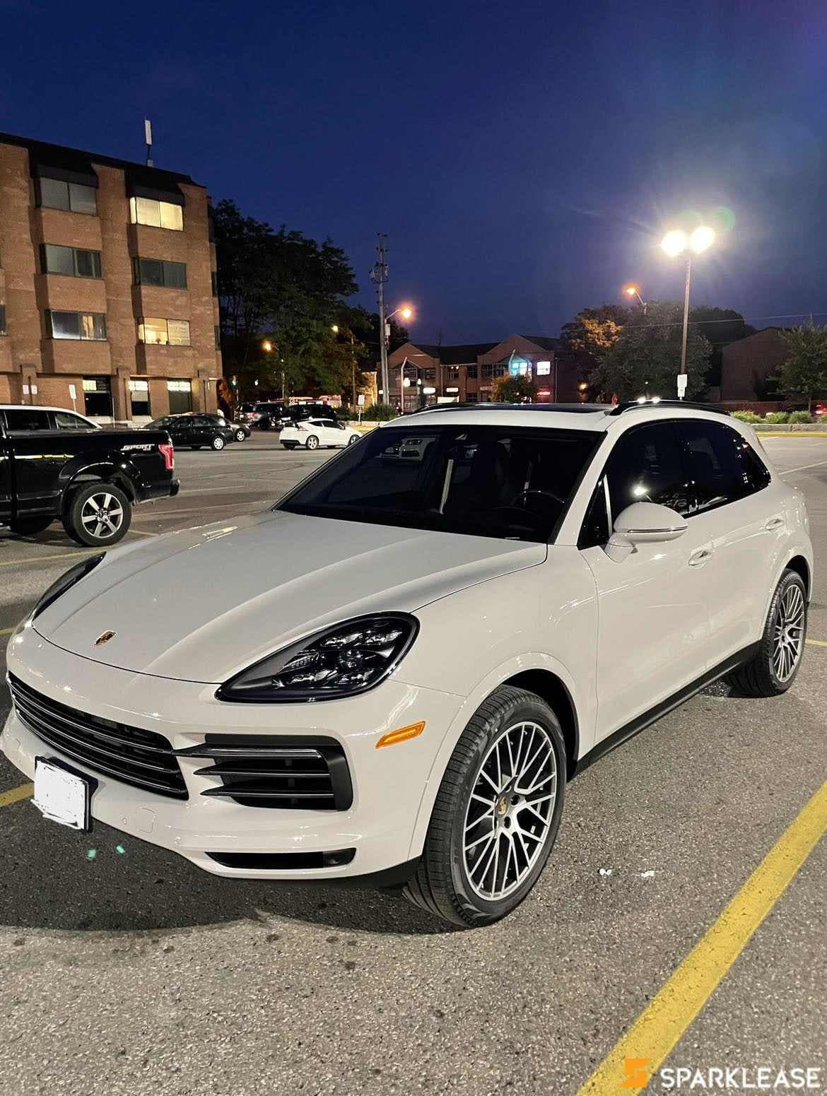 2022 Porsche Cayenne Platinum Edition AWD