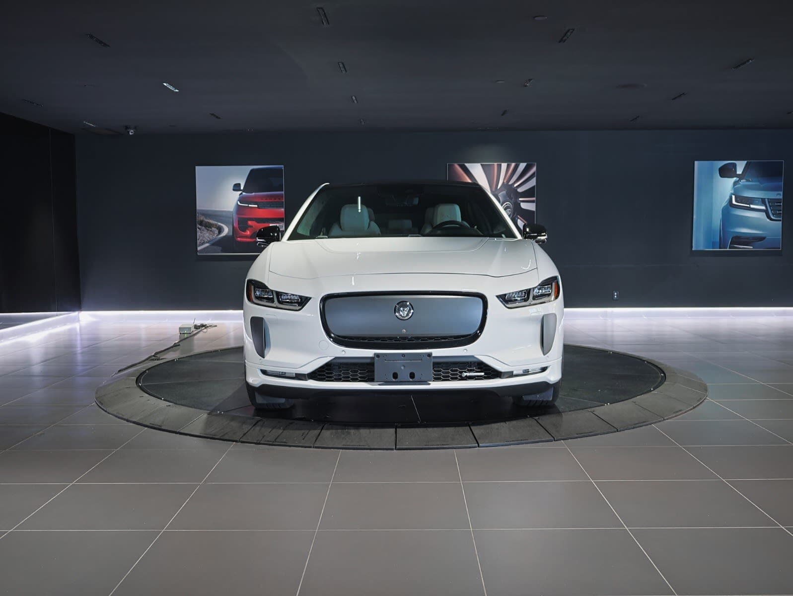2024 Jaguar I-PACE R-Dynamic HSE