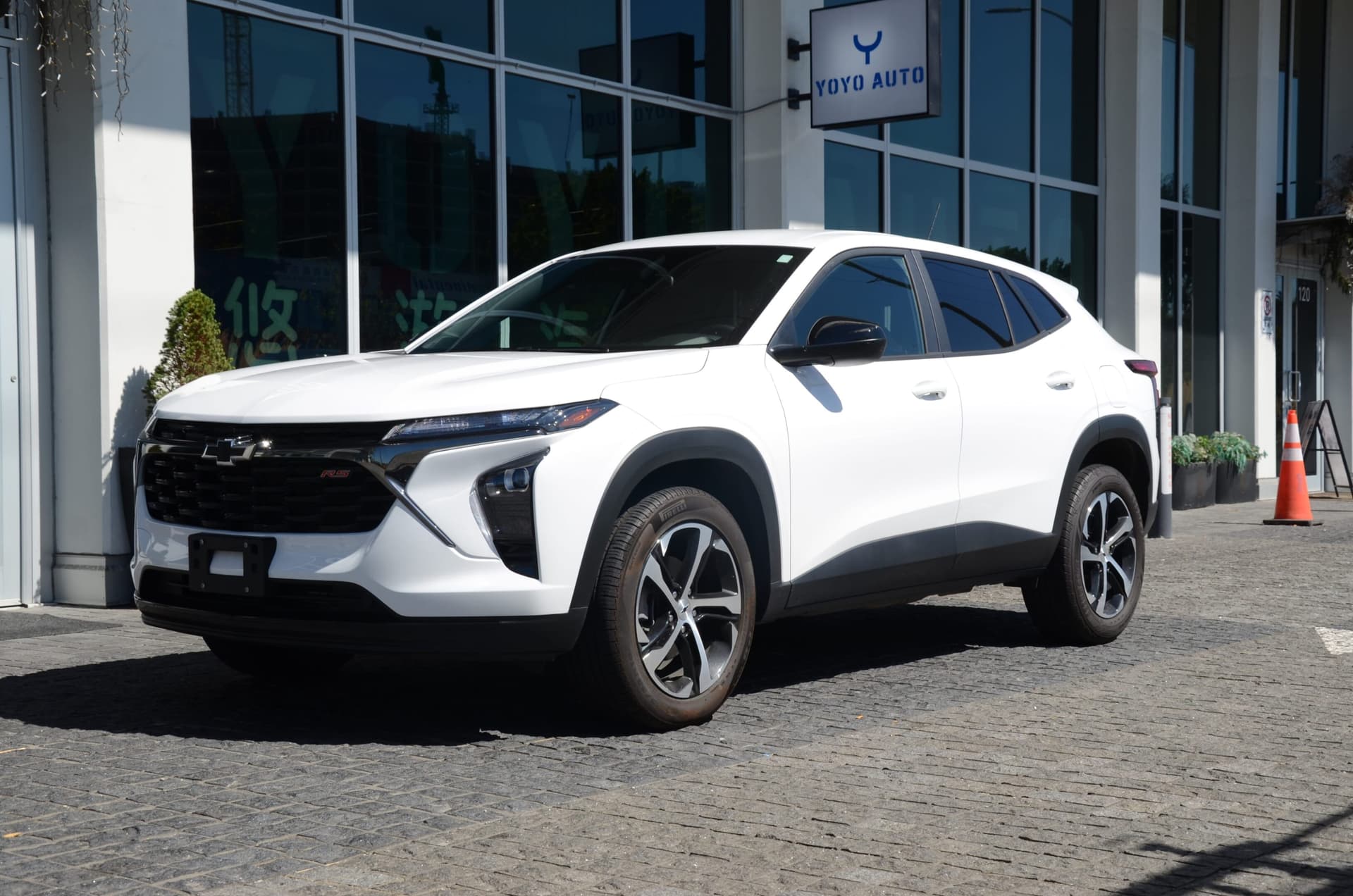 2025 Chevrolet Trax FWD 4dr 1RS
