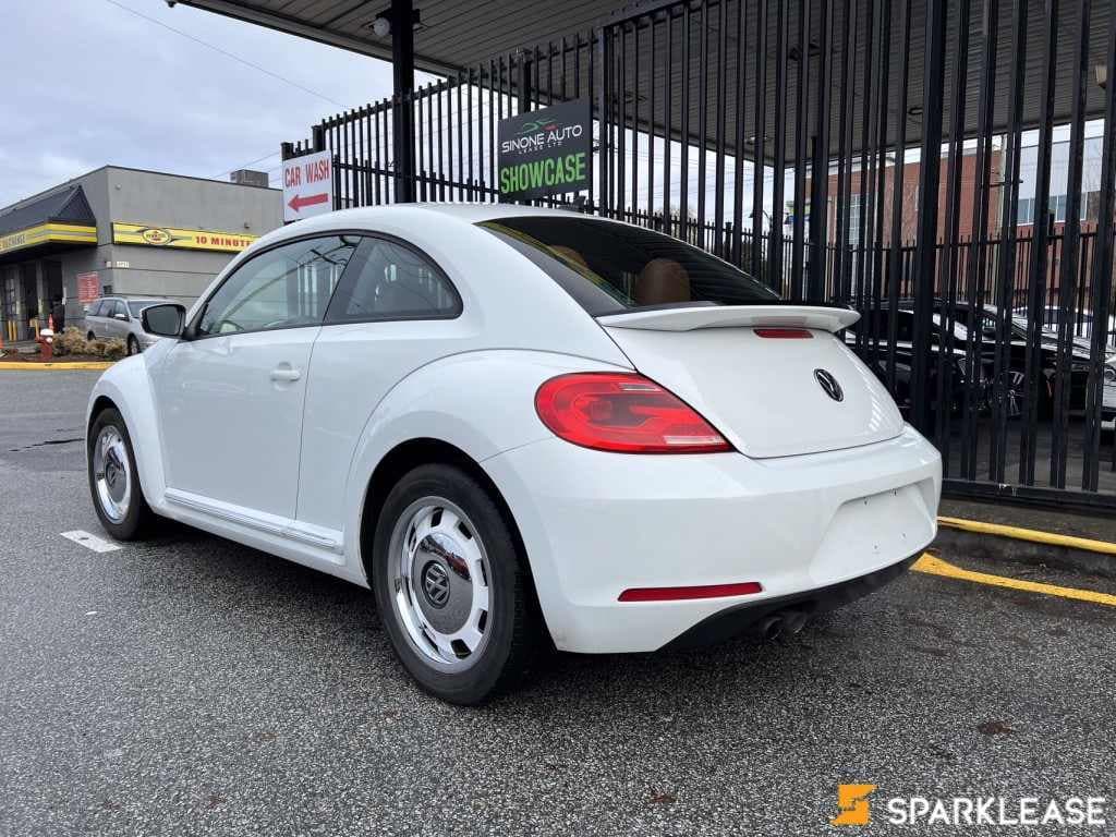 2016 Volkswagen  Beetle Coupe  2dr Cpe A...
