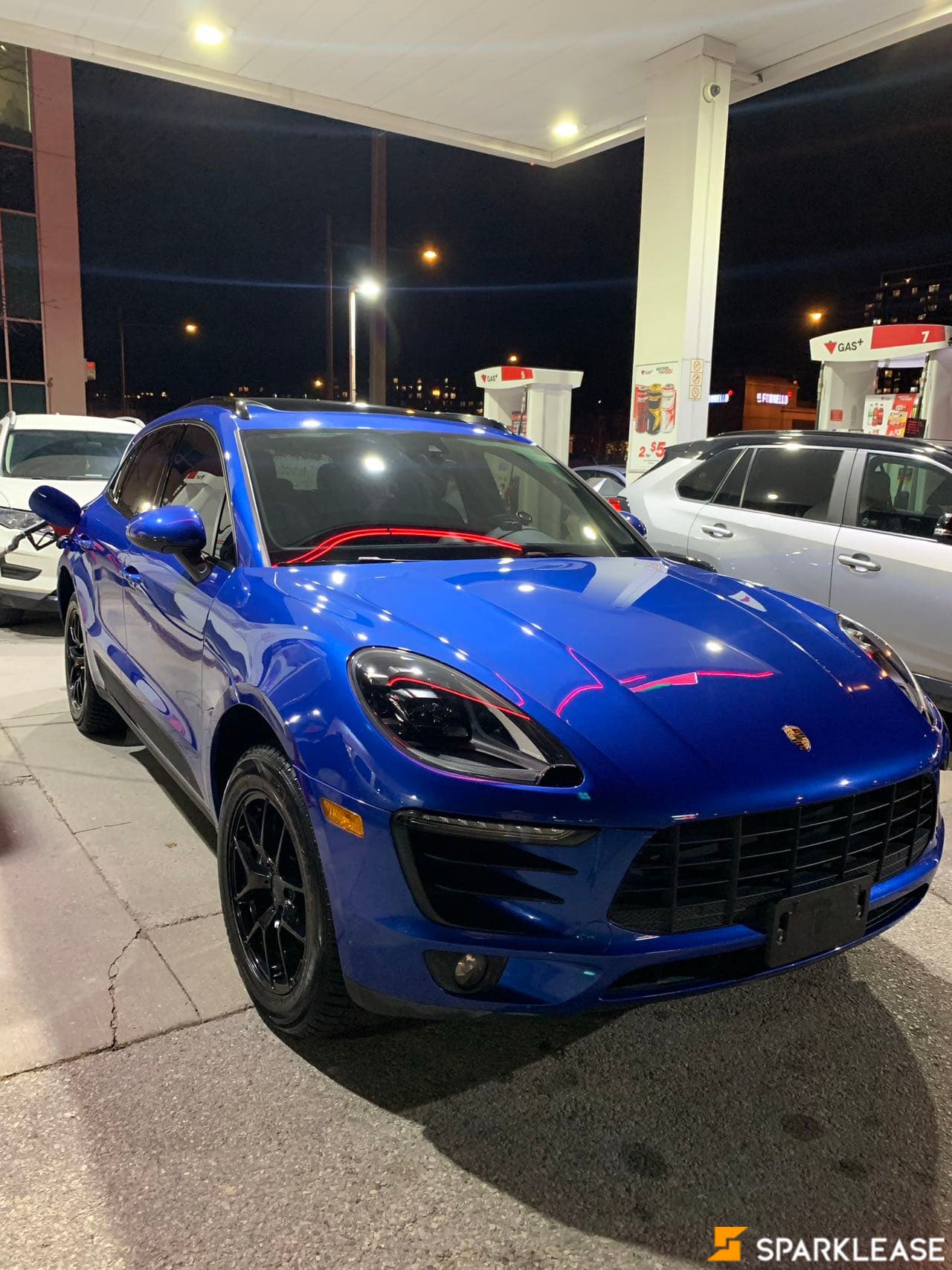 2017 Porsche Macan AWD 4dr Turbo w/Performance Pkg