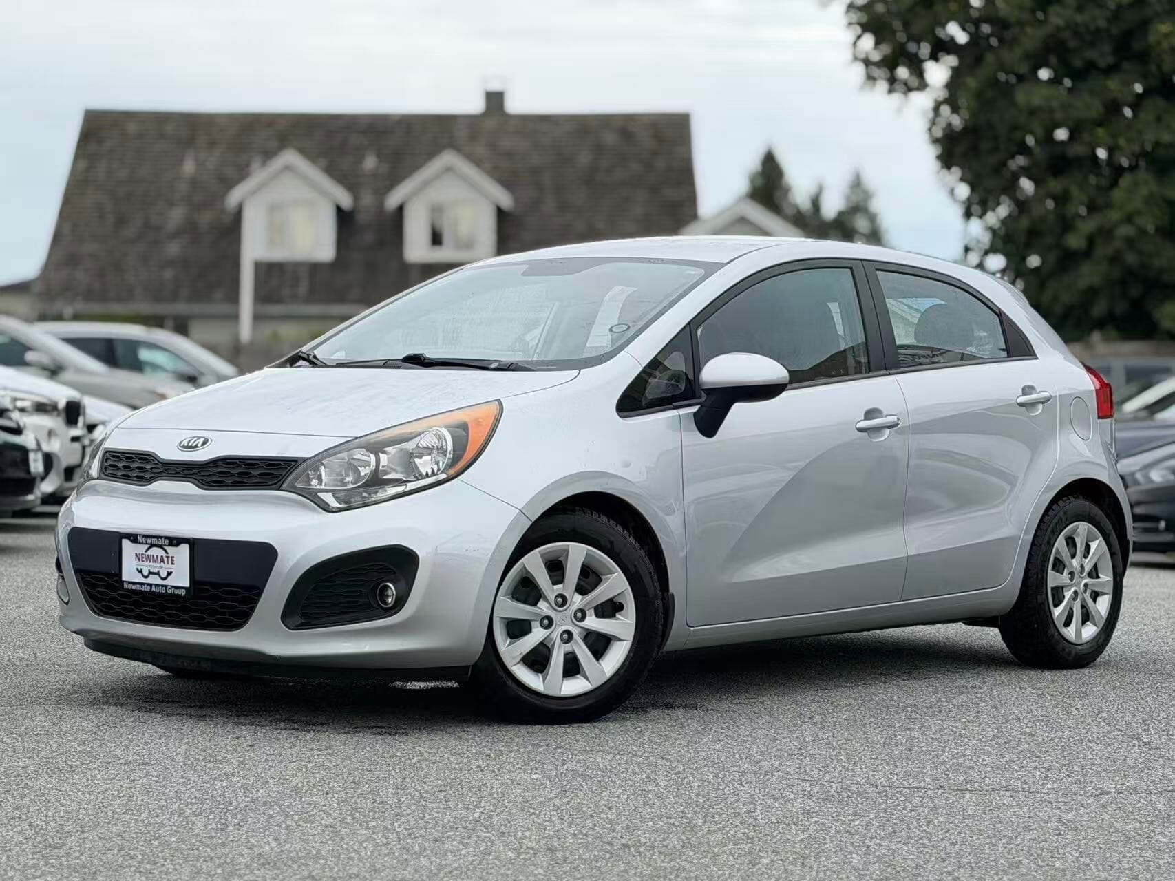 2013 Kia Rio LX Hatchback. LOCAL BC VEHICLE. LOW KILOMETRES. SECOND SET OF TIRES.