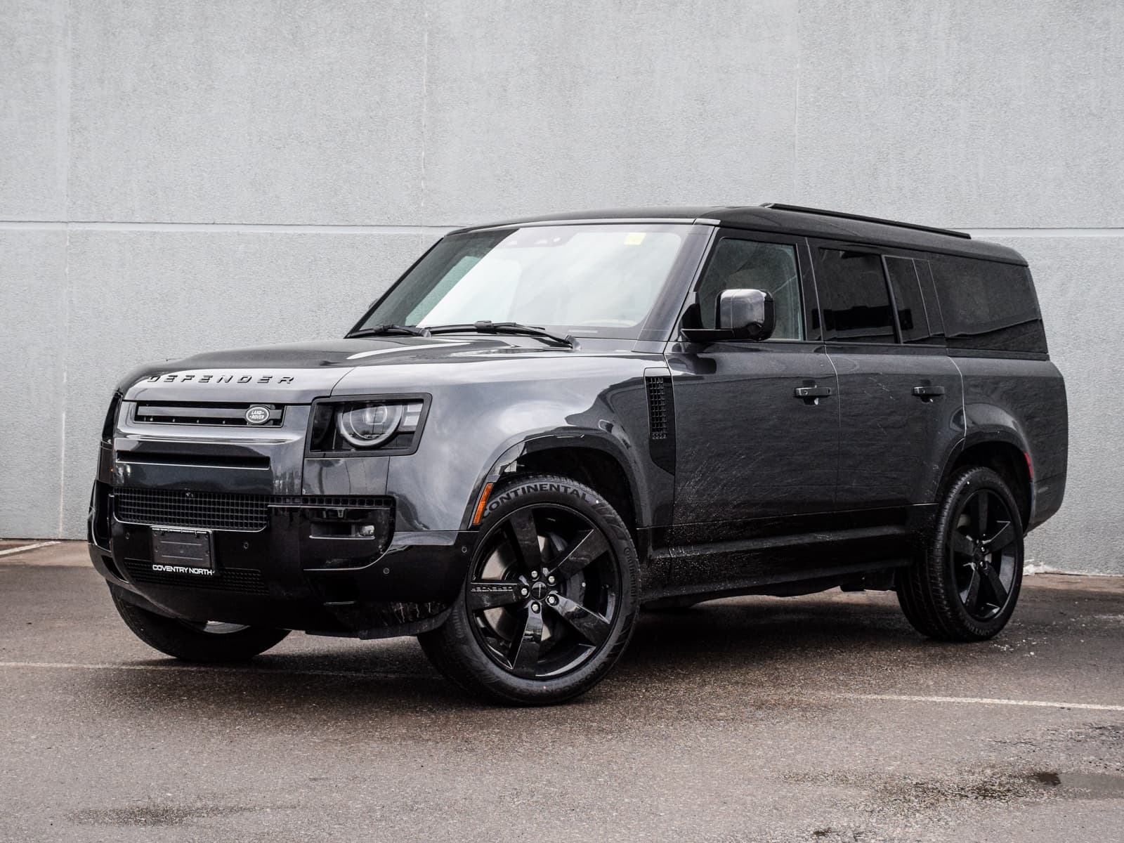 2026 Land Rover Defender X-Dynamic SE