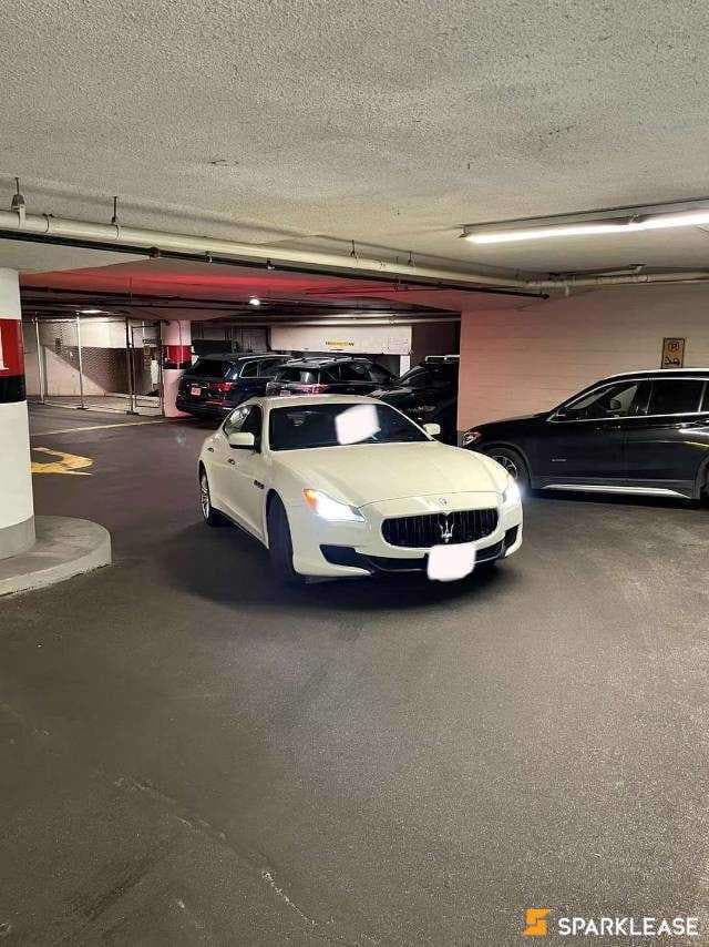 2014 Maserati Quattroporte 