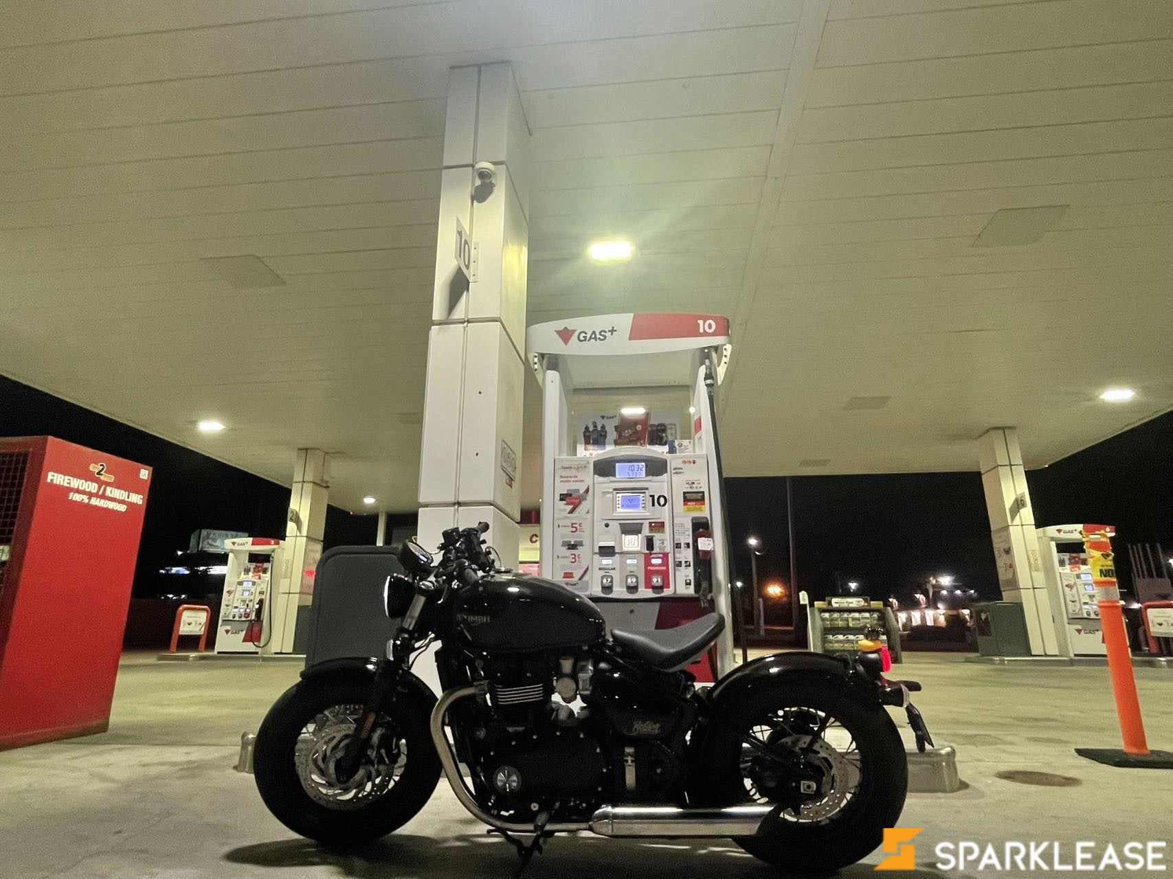 2022 Triumph bonneville bobber