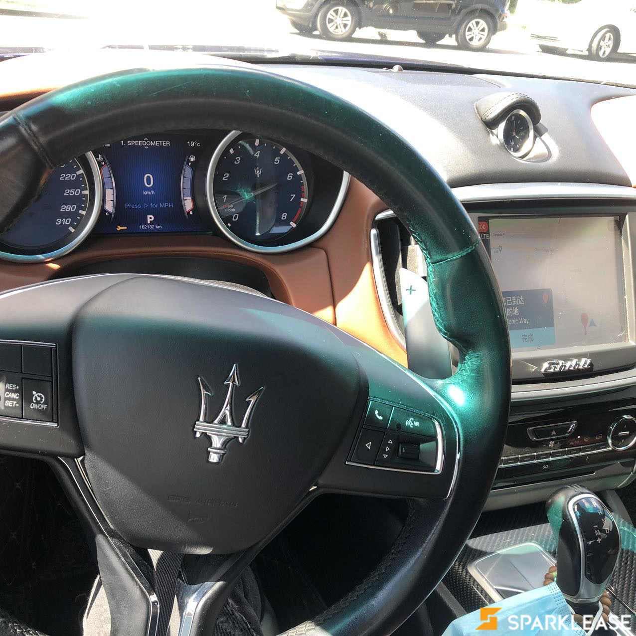 2015 Maserati Ghibli 