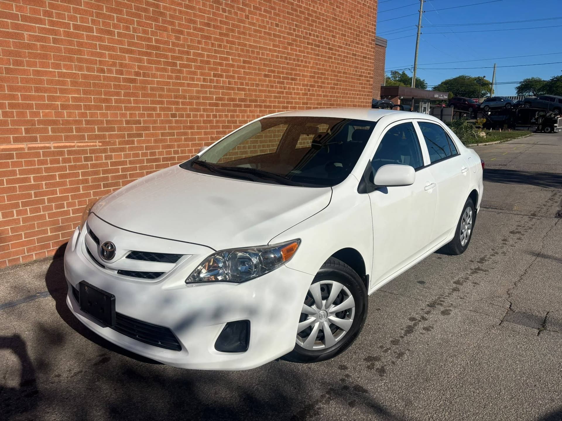 2013 Toyota Corolla 4dr Sdn Auto CE