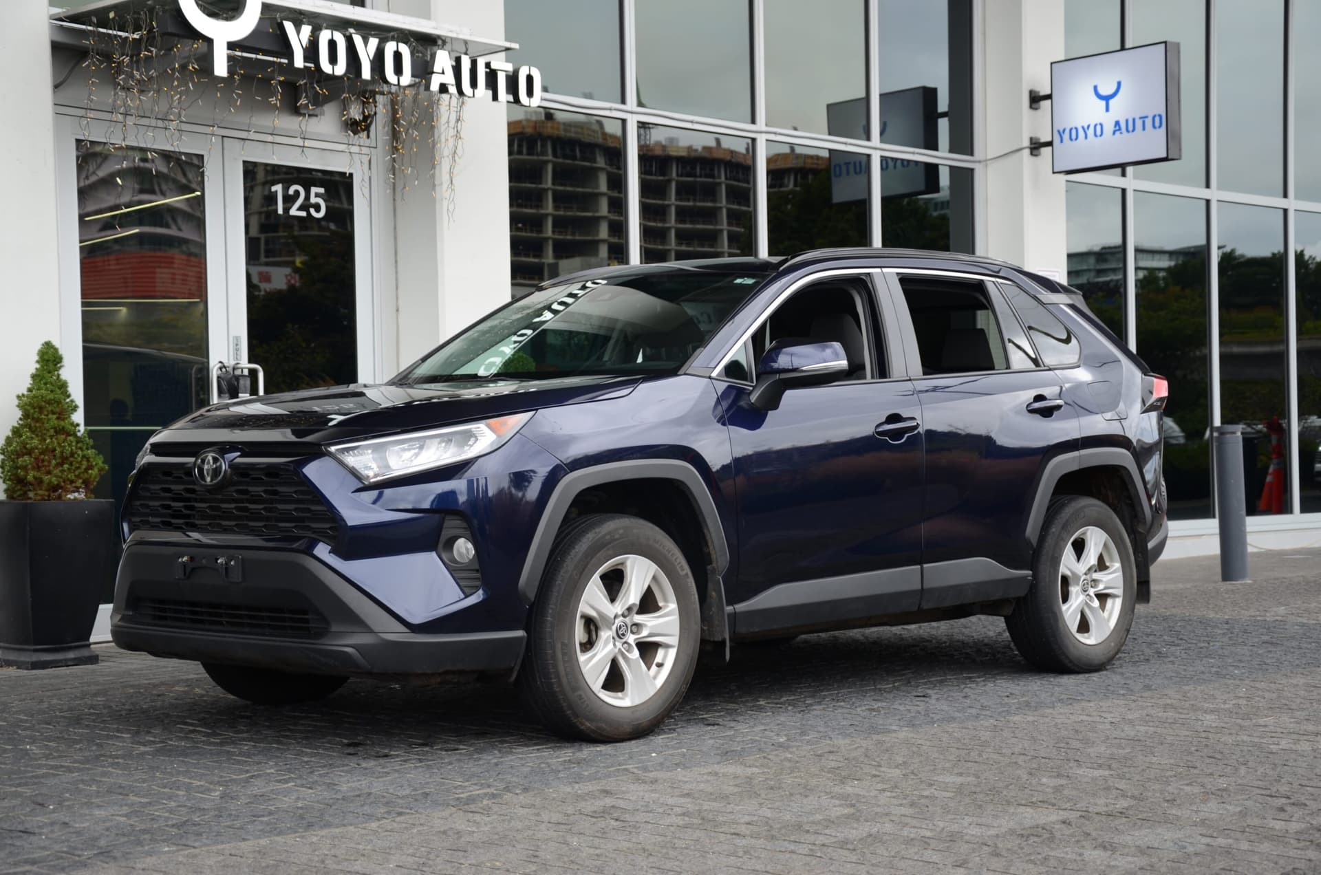 2021 Toyota RAV4 XLE AWD