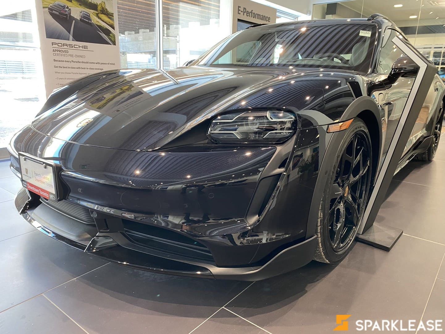 2022 Porsche Taycan turbo S Cross Turismo