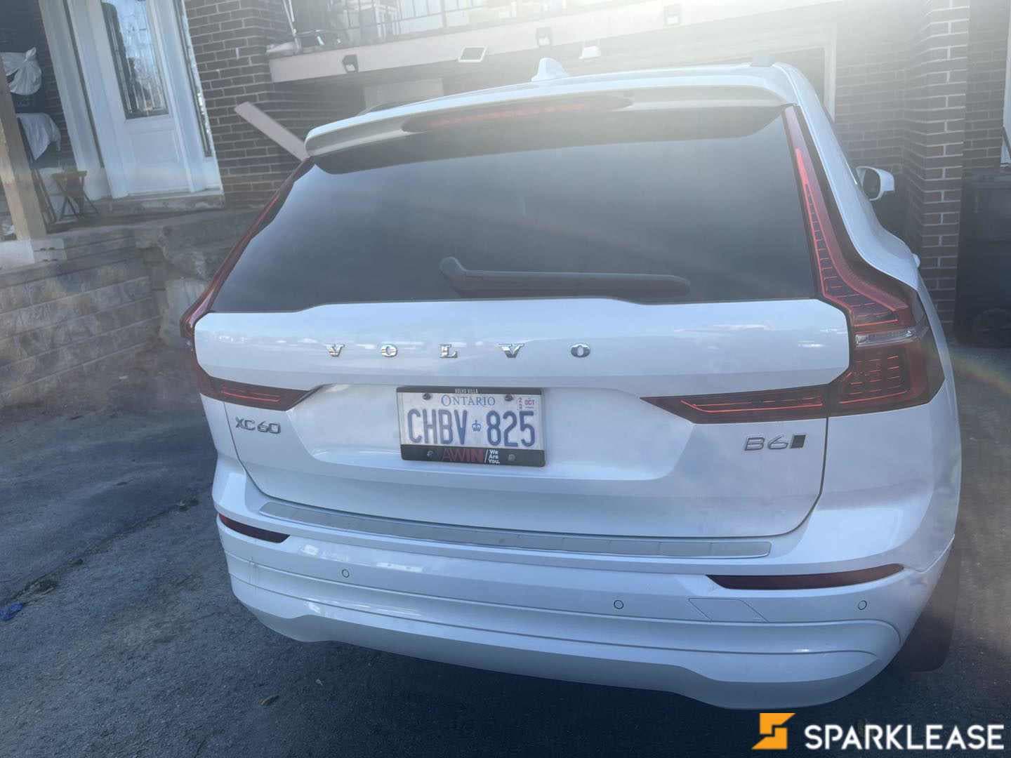 2022 Volvo XC60 B6 AWD Momentum