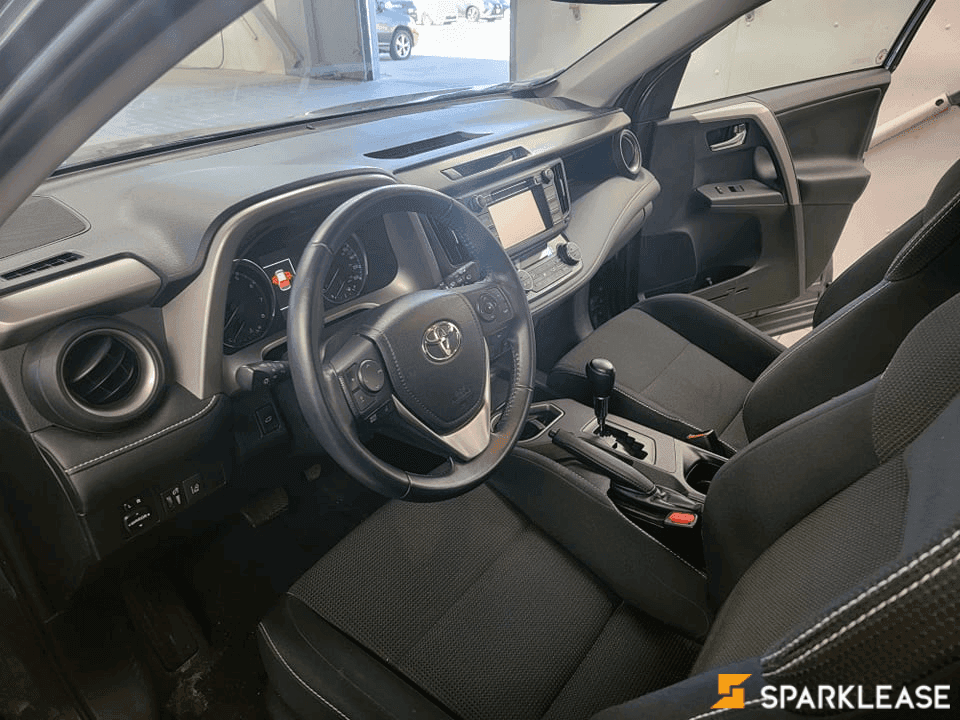 2017 Toyota Rav4 XLE FWD