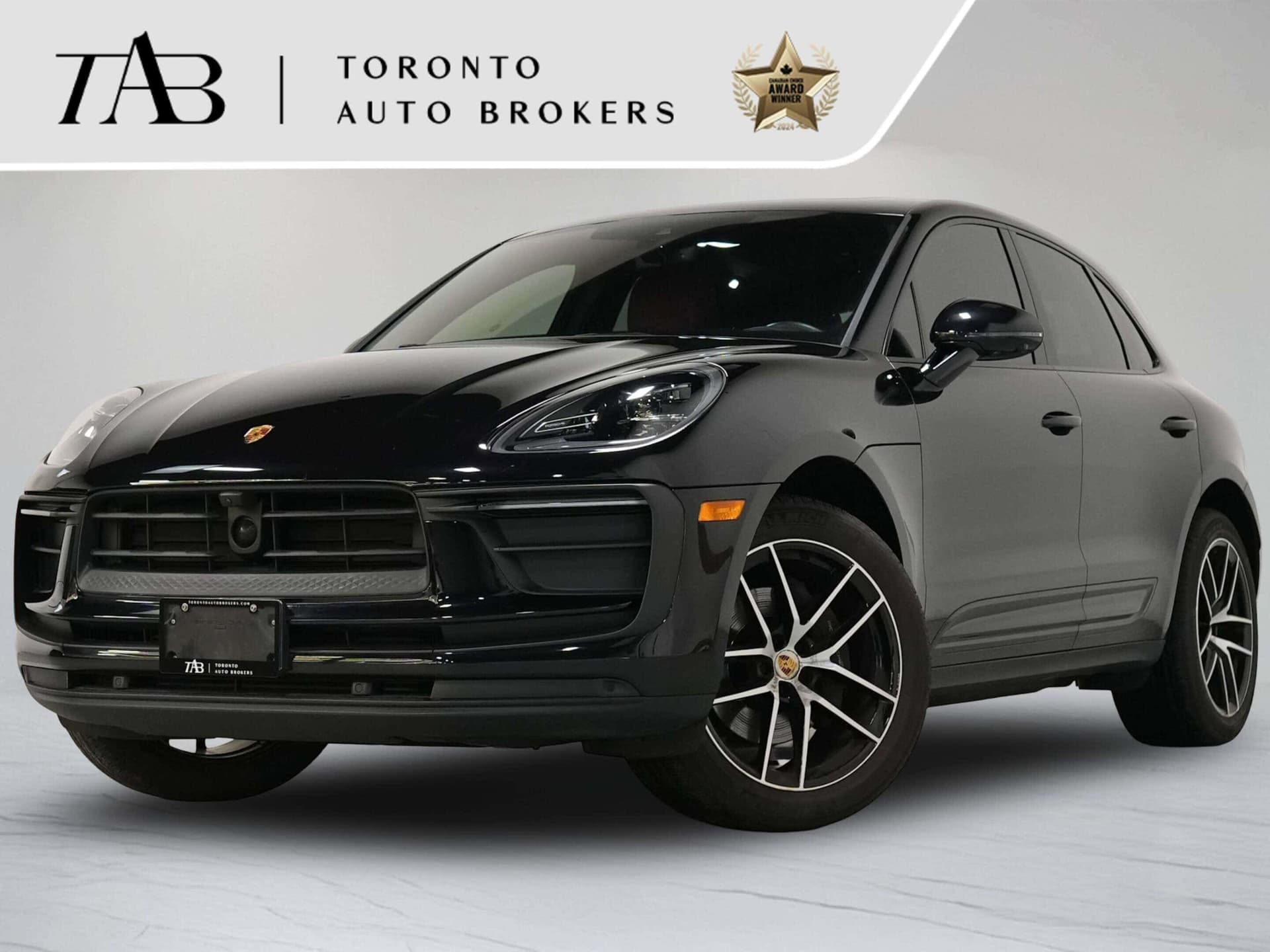 2023 Porsche Macan PREMIUM PLUS   RED LEATHER   20 IN