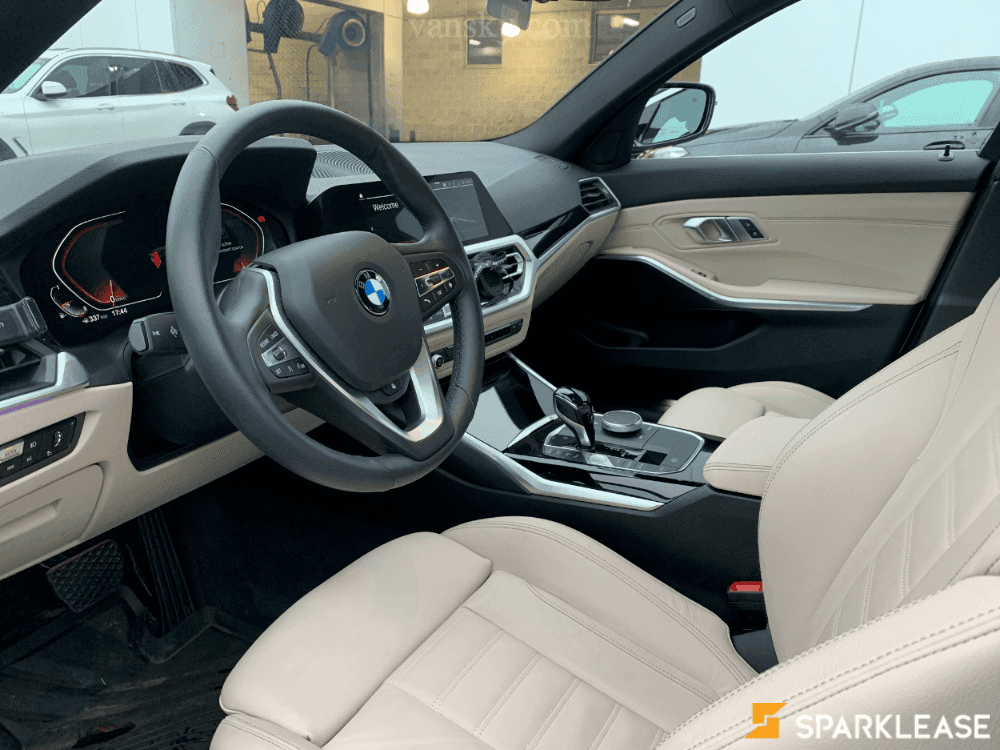 2019 BMW 330