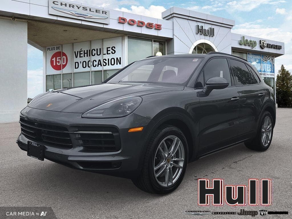 2023 Porsche Cayenne Platinum Edition