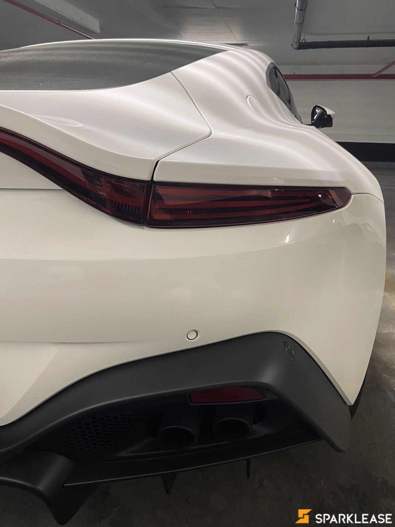 2020 Aston Martin V8 Vantage 