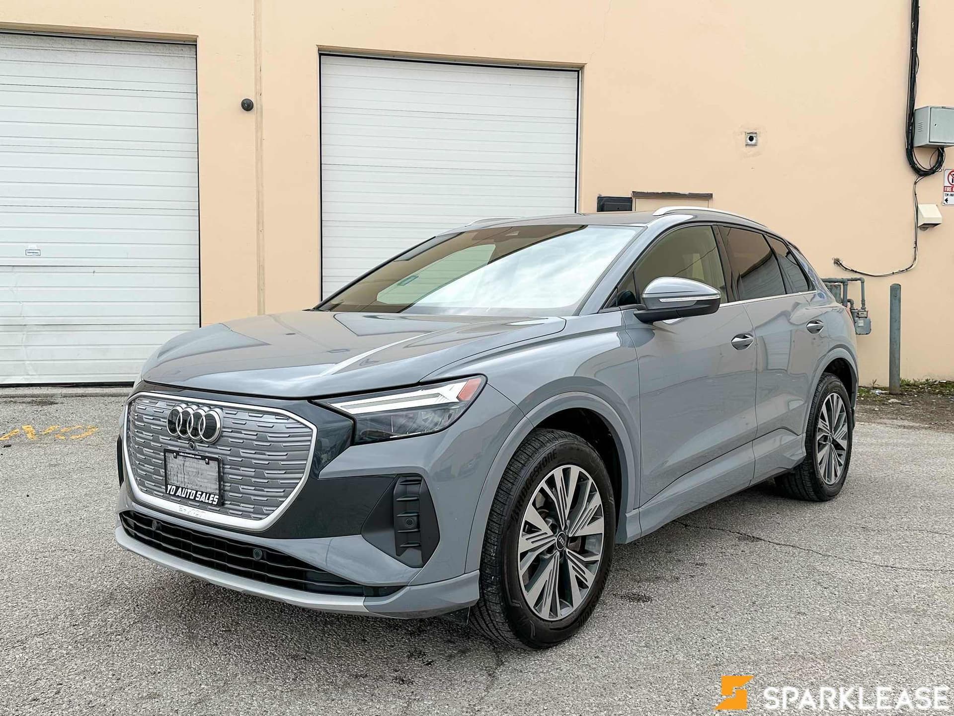 2022 Audi  Q4 e-tron  Komfort 50 quattro 
