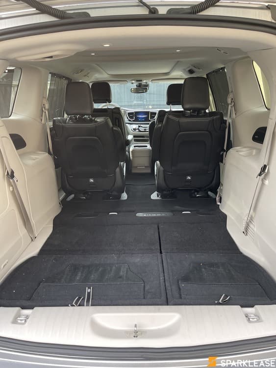 2018 Chrysler Pacifica Hybrid Touring PLus