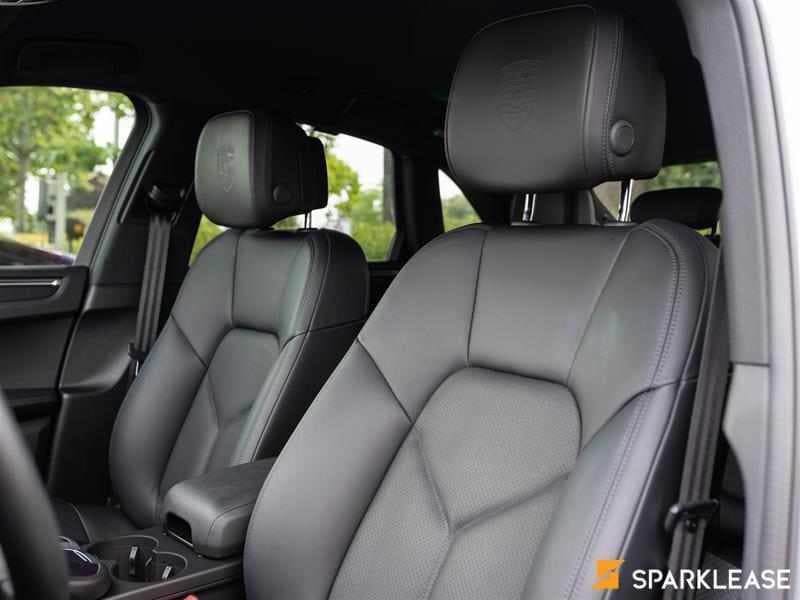 2020 Porsche Macan AWD