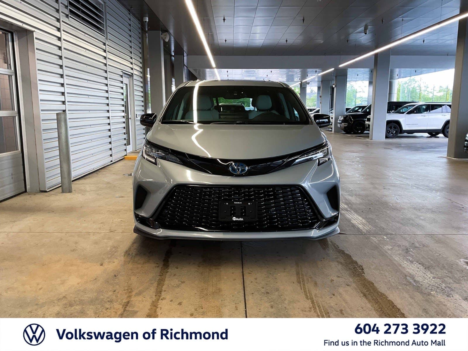 2025 Toyota Sienna XSE