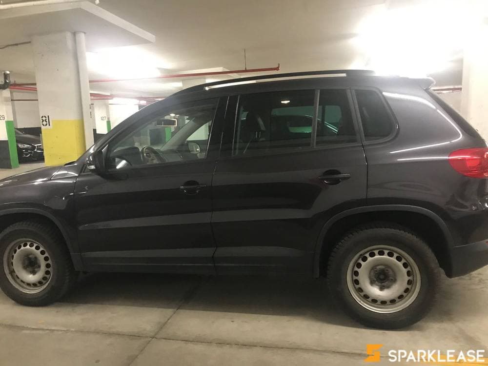 2016 Volkswagen Tiguan (Winter Tire Included)