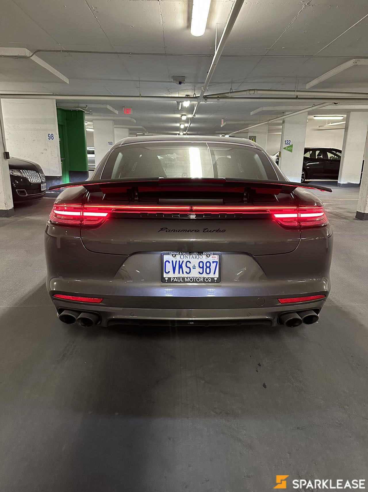 2017 Porsche Panamera 4dr HB Turbo