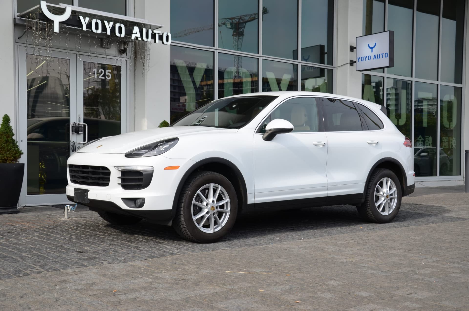 2016 Porsche Cayenne AWD 4dr