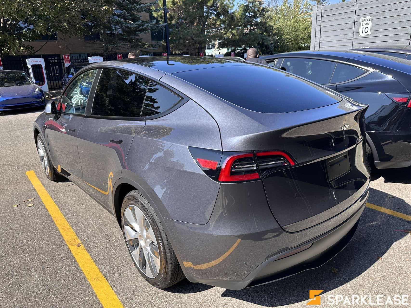 2023 Tesla Model Y RWD