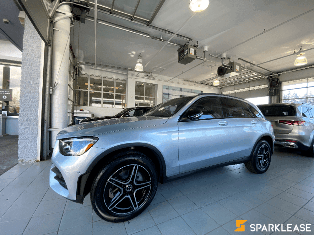 2021 Mercedes-Benz GLC 300